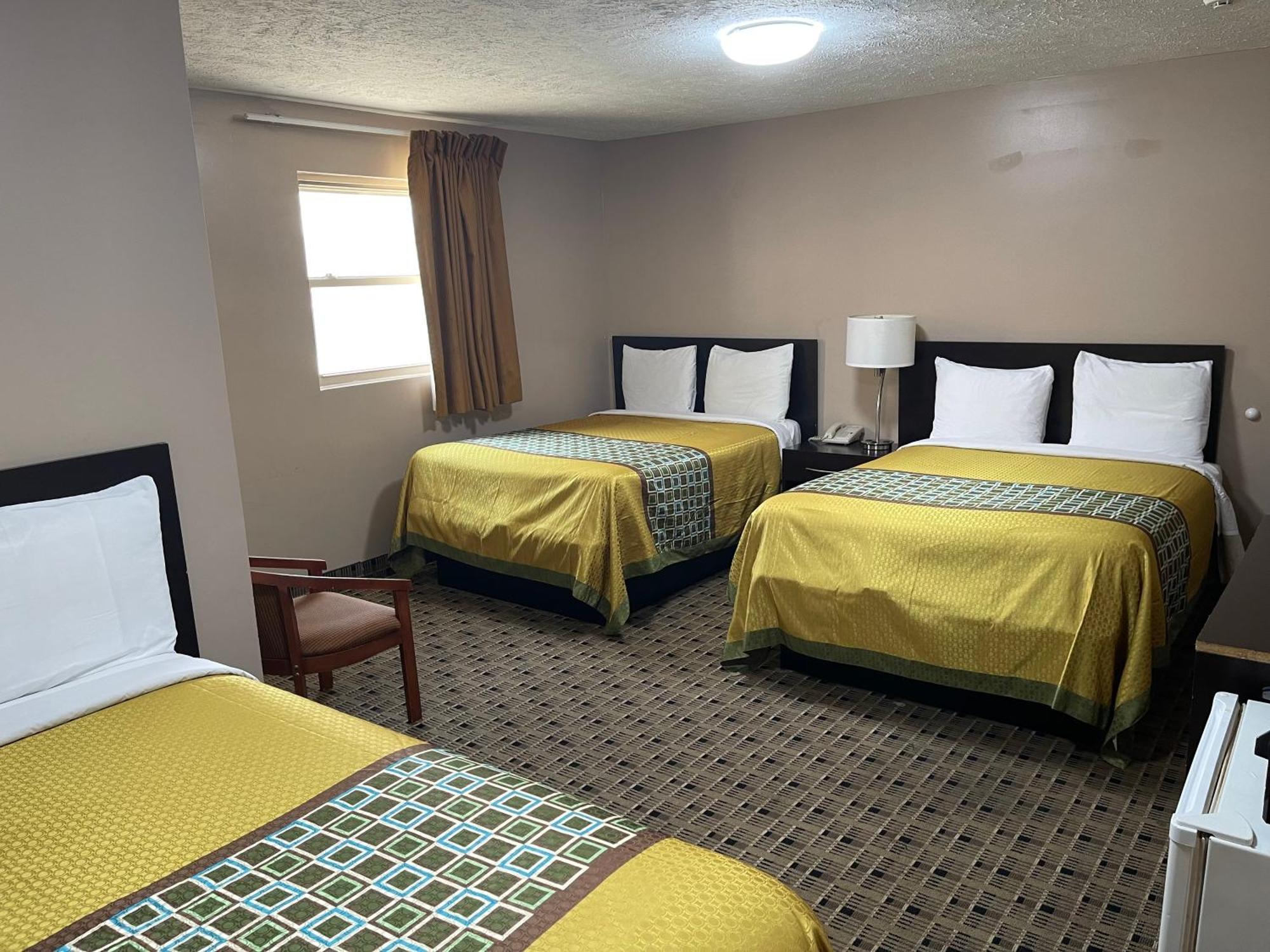 Economy Inn & Suites Ashtabula Buitenkant foto